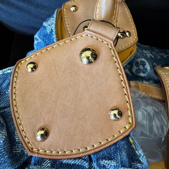 Louis Vuitton Blue Monogram Denim Bag - Picture 3 of 11